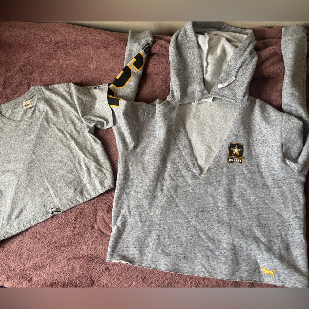 PINK Victoria's Secret Heather Gray T-Shirt